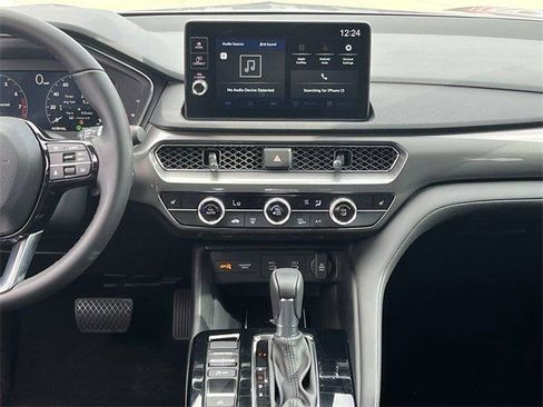 New 2026 Acura Integra FWD image 17