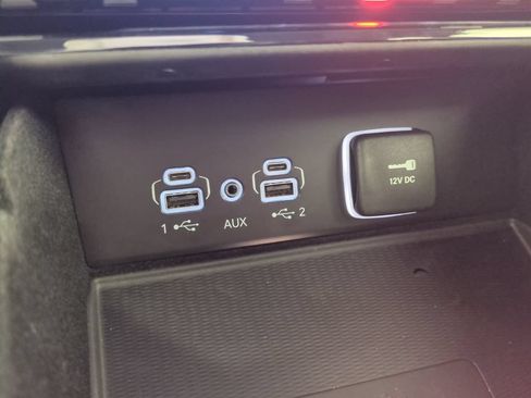 Used 2022 Jeep Grand Cherokee L Limited w/ Luxury Tech Group II AWD/4WD image 29