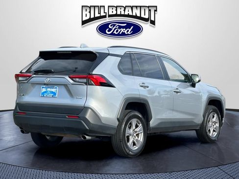 Used 2025 Toyota RAV4 XLE FWD image 3
