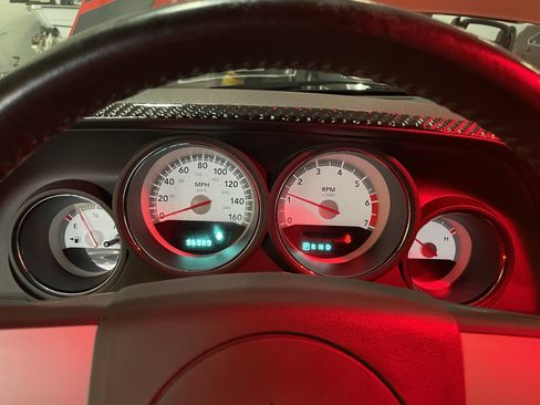 Used 2009 Dodge Challenger R/T image 15