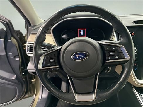 Certified 2022 Subaru Outback Limited image 16