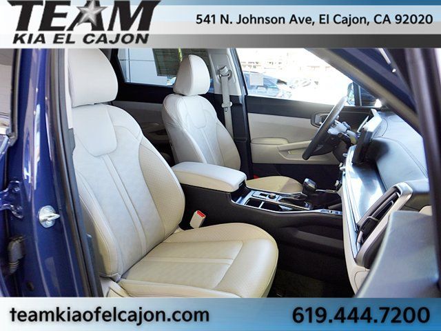 Certified 2025 Kia Sorento S FWD image 13