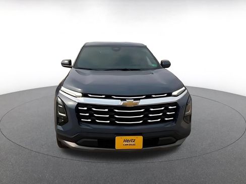 Used 2025 Chevrolet Equinox LT FWD image 4