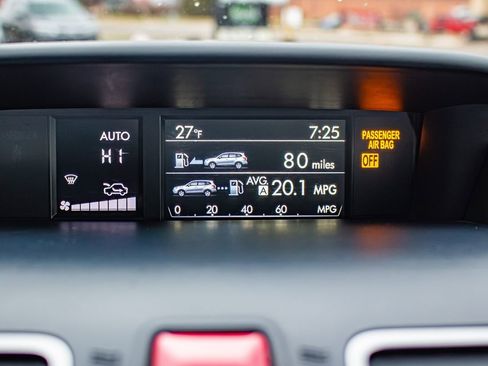 Used 2017 Subaru Forester 2.5i Premium image 26