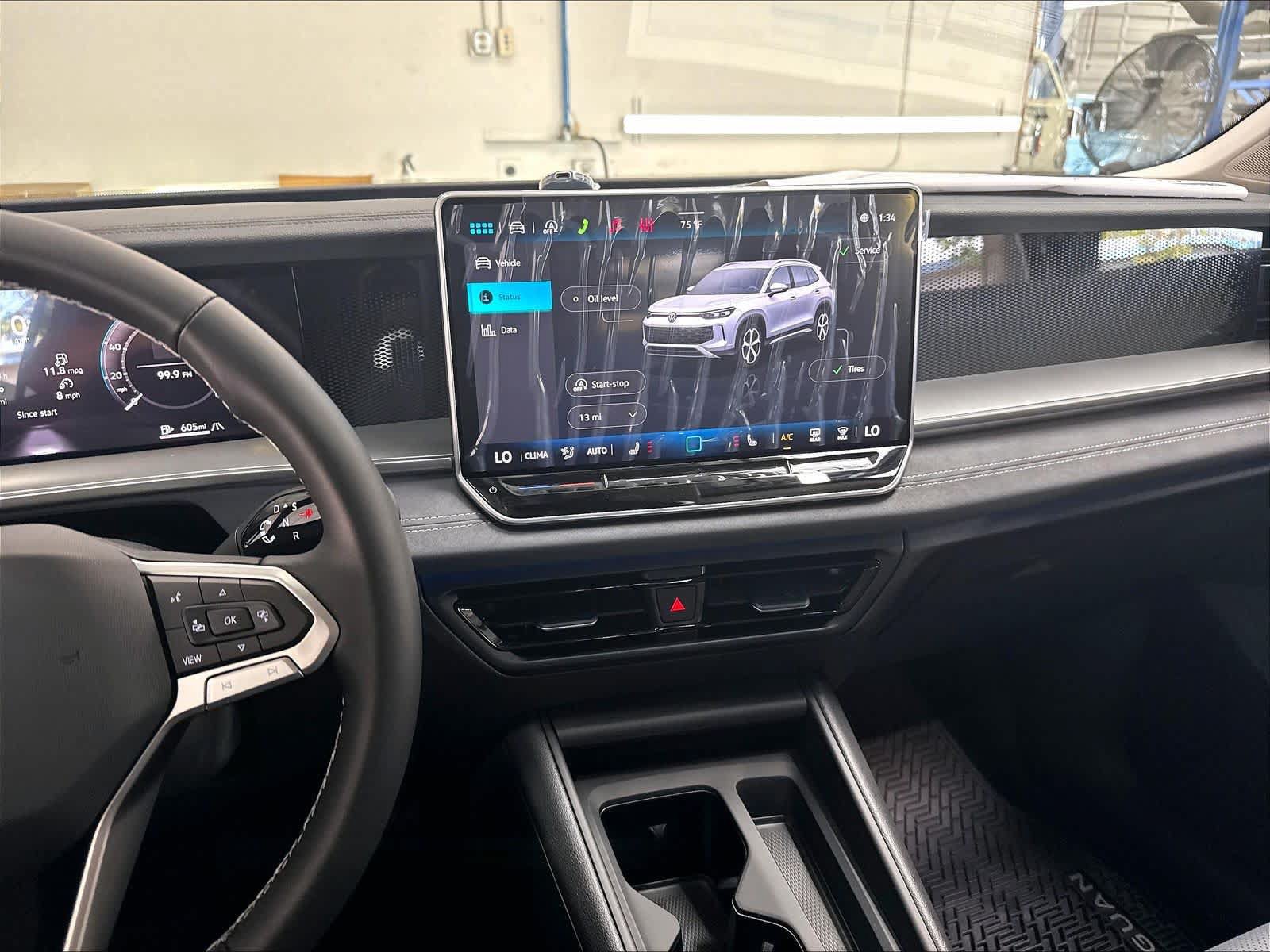 New 2026 Volkswagen Tiguan SE AWD/4WD image 6
