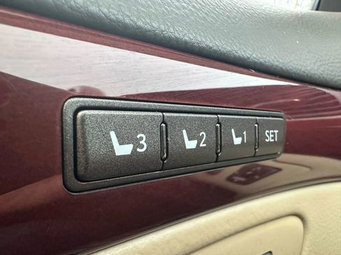 Used 2012 Lexus LS 460 AWD image 25