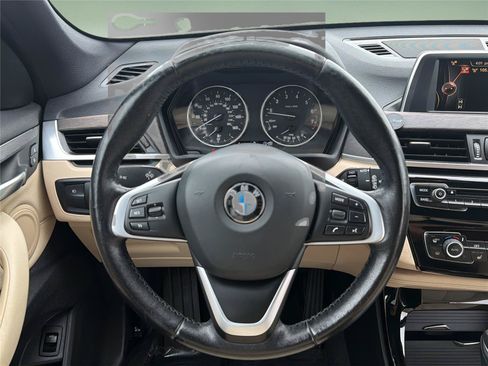 Used 2016 BMW X1 xDrive28i AWD/4WD image 11