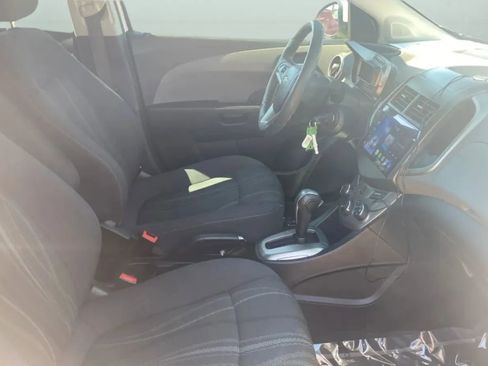 Used 2016 Chevrolet Sonic LT FWD image 39