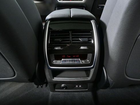 Used 2026 BMW X5 xDrive40i w/ M Sport Package AWD/4WD image 18