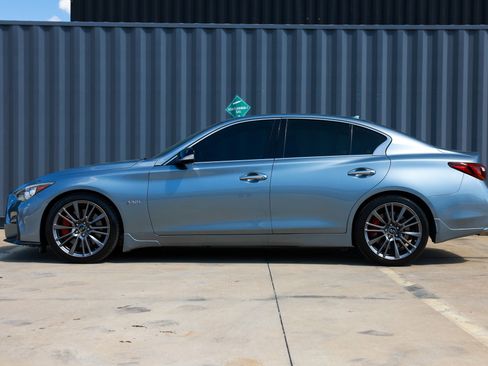 Used 2018 INFINITI Q50 Red Sport 400 w/ Sensory Package (Sport) image 33