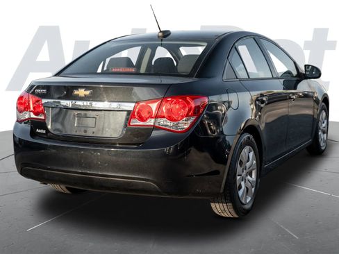Used 2016 Chevrolet Cruze LS image 3