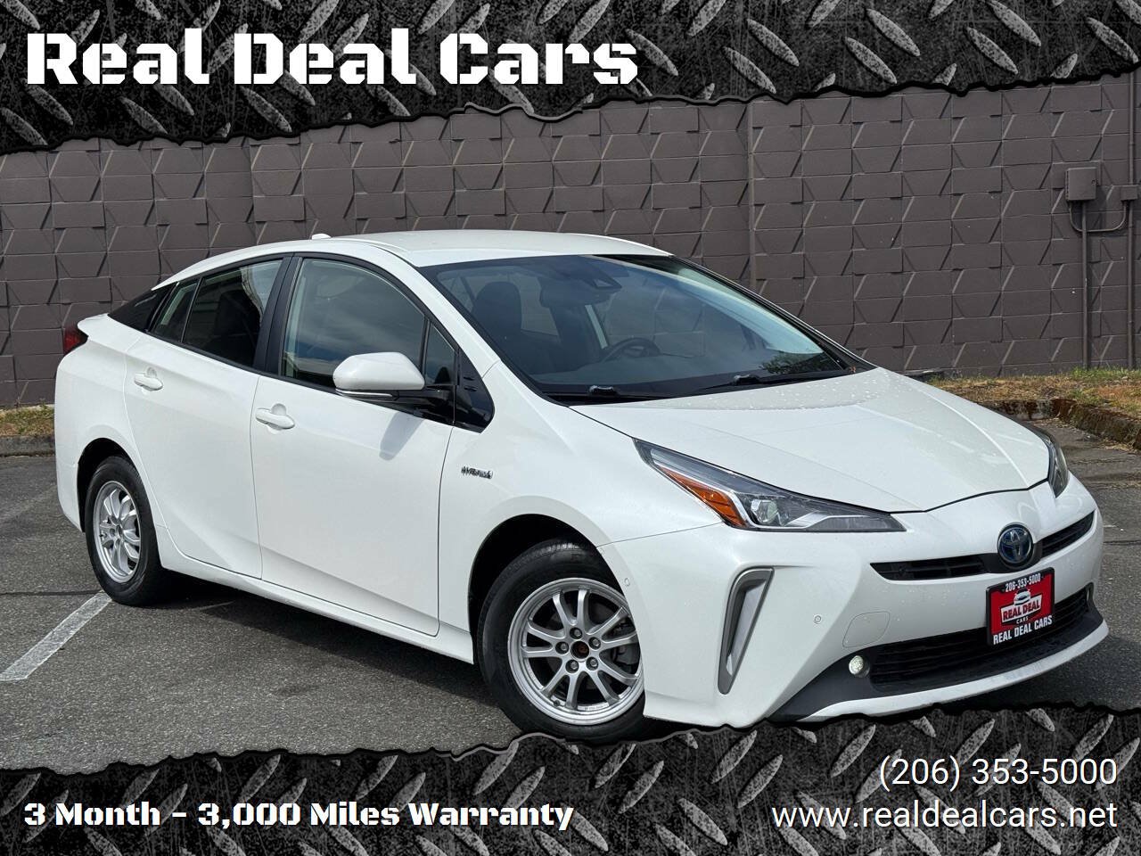Used 2020 Toyota Prius XLE w/ Advanced Technology Package AWD/4WD image 1