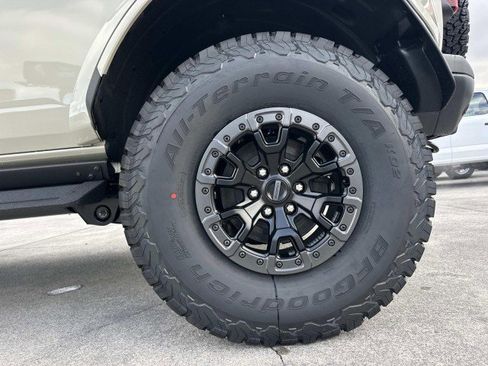 New 2025 Ford Bronco Raptor image 19