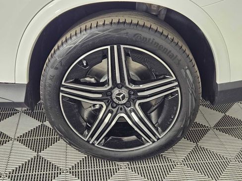 New 2025 Mercedes-Benz GLC 350e 4MATIC image 13