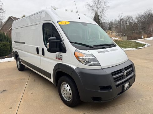 Used 2017 RAM ProMaster 2500 image 9