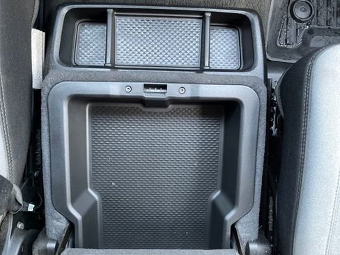 Used 2023 RAM 1500 Big Horn AWD/4WD image 40