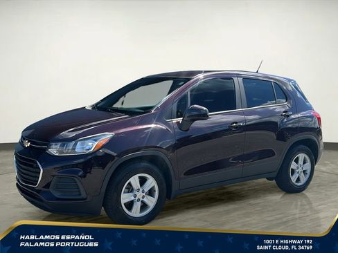 Used 2020 Chevrolet Trax LS w/ Tint and Cruise Package FWD image 2