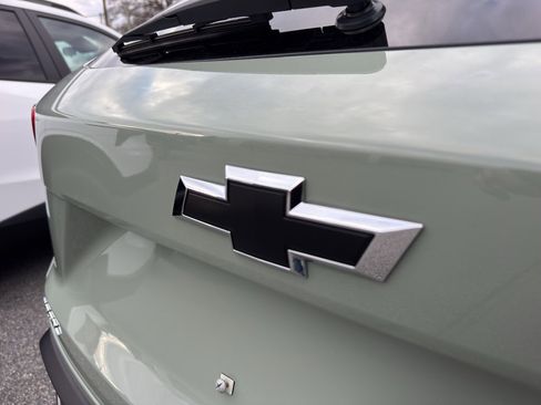 New 2026 Chevrolet Trax ACTIV w/ Sunroof Package image 7