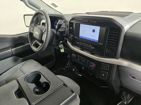 Used 2022 Ford F150 XLT w/ Trailer Tow Package image 11
