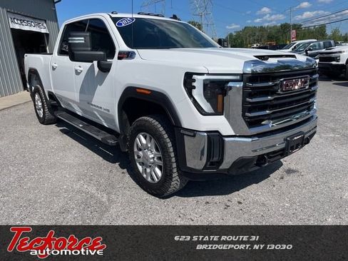 Used 2024 GMC Sierra 2500 SLE w/ Preferred Package AWD/4WD image 1
