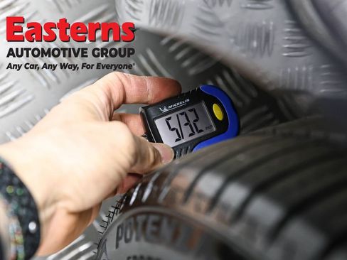 Used 2018 Tesla Model 3 Long Range image 23