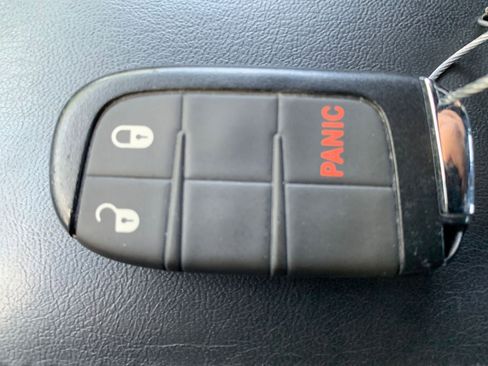 Used 2025 Jeep Compass Trailhawk image 22