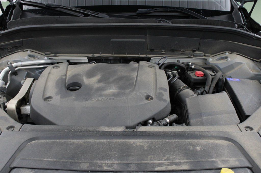 Certified 2023 Volvo XC90 B6 Plus AWD/4WD image 48