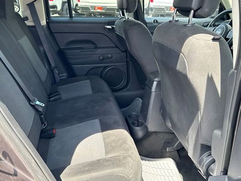 Used 2016 Jeep Patriot Sport FWD image 19