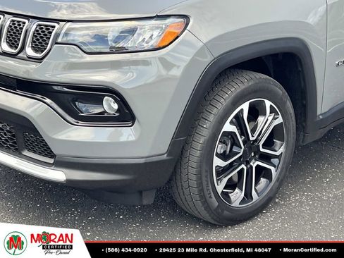 Used 2023 Jeep Compass Limited AWD/4WD image 8