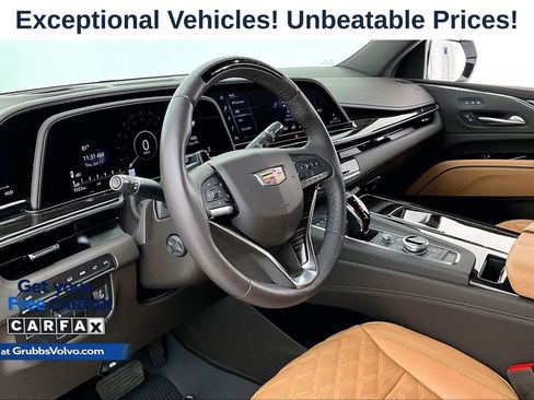 Used 2024 Cadillac Escalade Sport w/ Touring Package AWD/4WD image 15