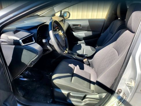 Used 2023 Toyota Corolla LE w/ LE Convenience Package FWD image 36