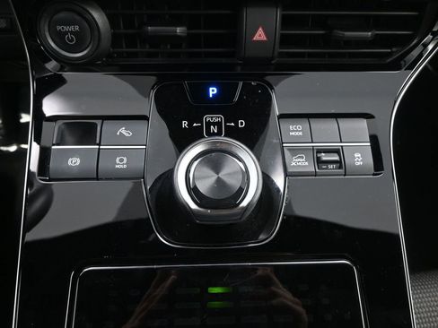 Used 2024 Toyota bZ4X XLE image 8