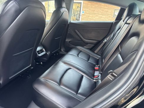 Used 2018 Tesla Model 3 Long Range image 36