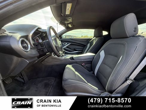 Used 2017 Chevrolet Camaro LT image 22