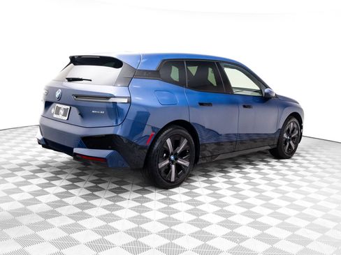 Used 2024 BMW iX xDrive50 w/ Premium Package image 5