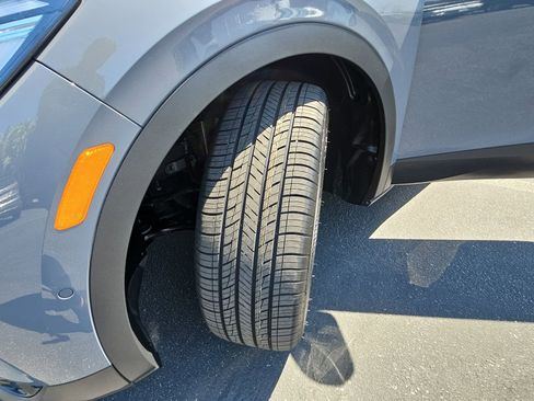 Certified 2023 Volkswagen ID.4 S RWD image 30