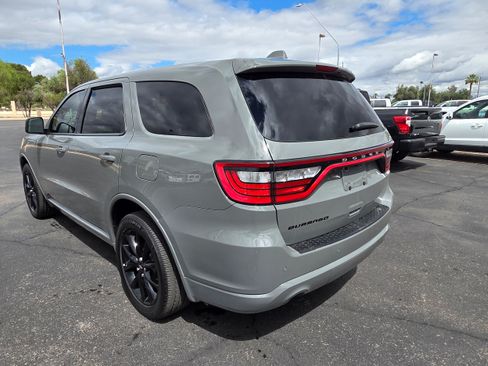 Used 2019 Dodge Durango SXT AWD/4WD image 3