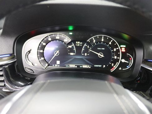 Used 2019 BMW 530i xDrive w/ Convenience Package AWD/4WD image 30