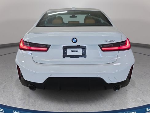 Used 2026 BMW 330i Sedan w/ M Sport Package RWD image 8
