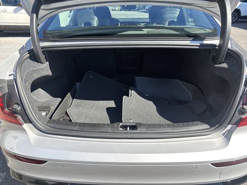 Used 2025 Volvo S60 B5 Core FWD image 29