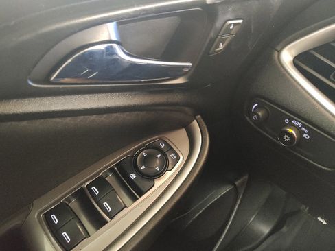 Used 2019 Chevrolet Malibu LS FWD image 27