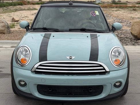 Used 2011 MINI Cooper Convertible image 3
