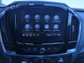 Used 2023 Chevrolet Traverse LT w/ LT Premium Package FWD video 2