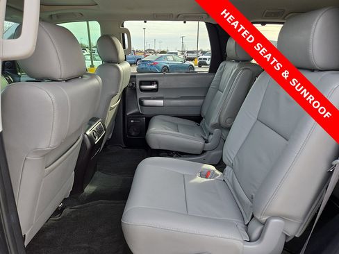 Used 2018 Toyota Sequoia Limited w/ Safety & Convenience Package image 11