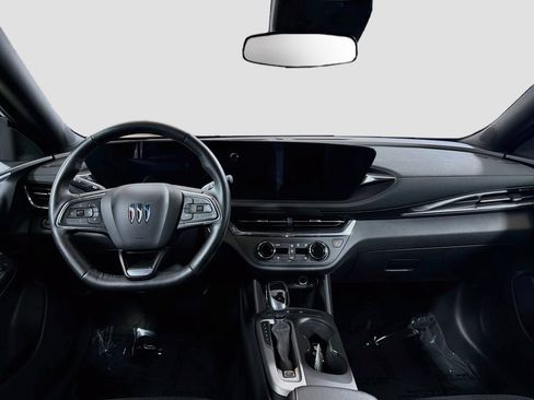 Used 2025 Buick Envista Preferred w/ Convenience I Package FWD image 22