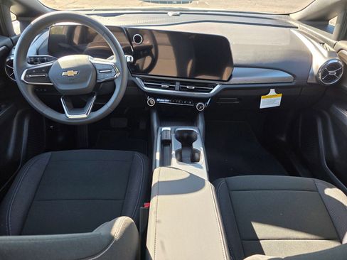 New 2026 Chevrolet Equinox EV LT w/ LPO, Blackout Package image 18