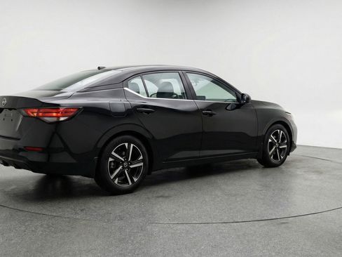 Used 2025 Nissan Sentra SV FWD image 9