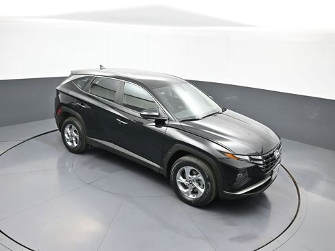 Used 2023 Hyundai Tucson SE image 35