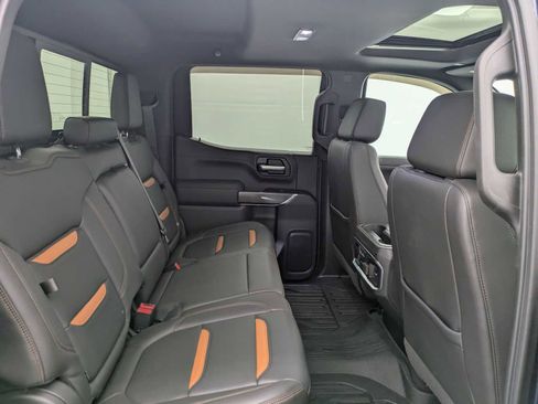 Used 2020 GMC Sierra 1500 AT4 w/ Technology Package AWD/4WD image 23