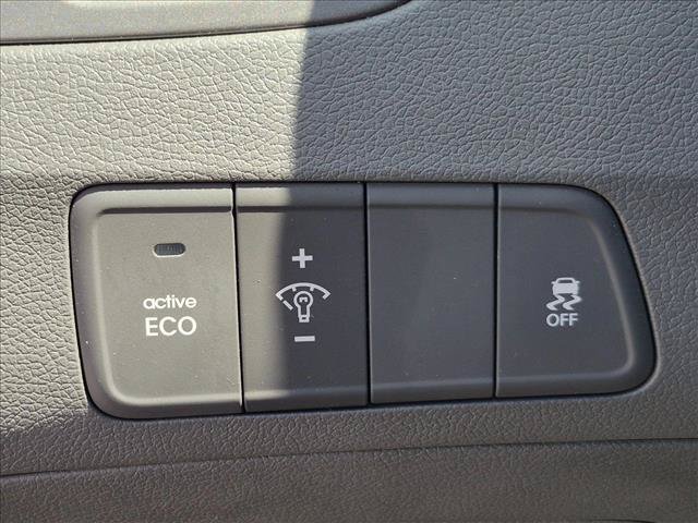 Used 2013 Hyundai Elantra Limited w/ Technology Pkg FWD image 14